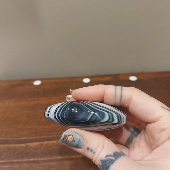 🔥 Sale 🔥 Black Onyx Palm Stone - Chipped - Picture 3 of 7